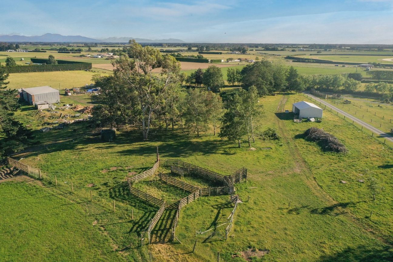 Prime bare land - Outstanding location - View 4