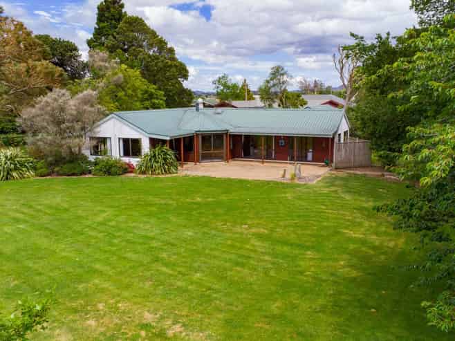 29 Ruahine Street, Dannevirke