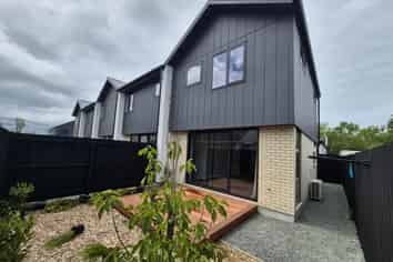 7/24 New Brighton Road, Shirley