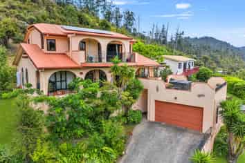 27 Windsor Drive, Tairua