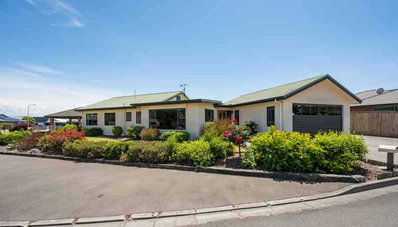 4 Ann Bird Court, Stoke