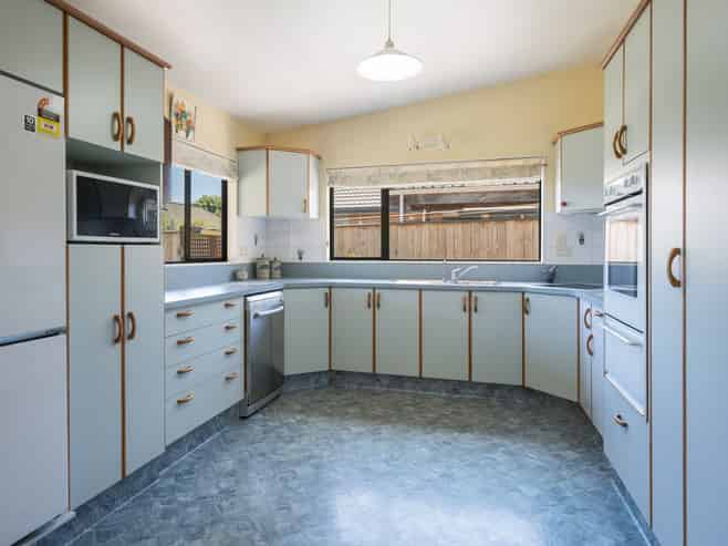 4 Ann Bird Court, Stoke