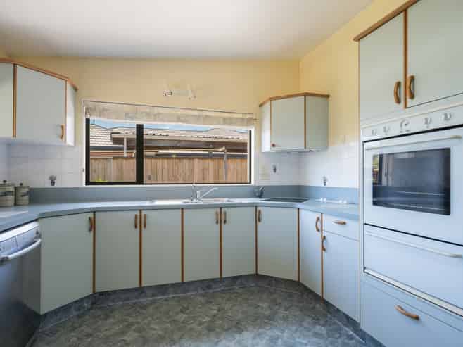 4 Ann Bird Court, Stoke