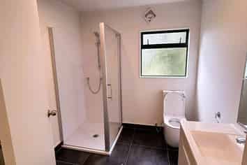 5A Lysander Crescent, Beach Haven