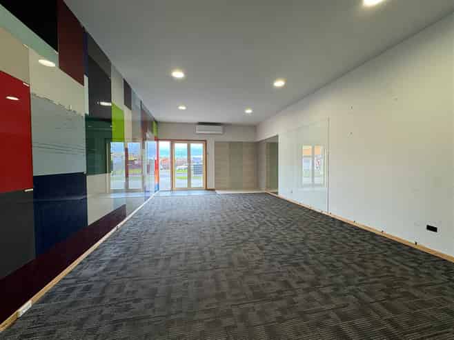 CBRE | High-Profile Industrial Warehouse