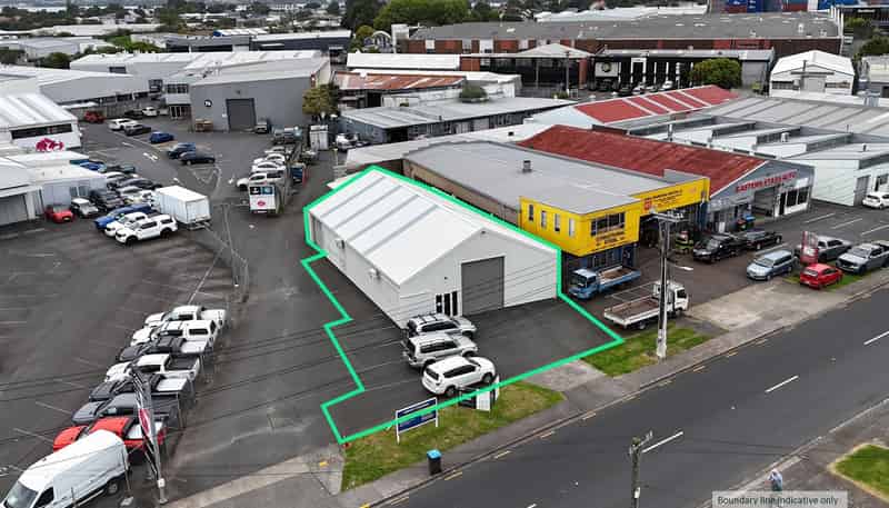  71 Morrin Road, Saint Johns