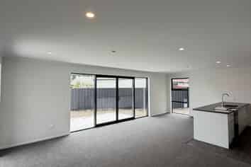 2 Johns Road, Belfast