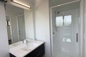 2 Johns Road, Belfast