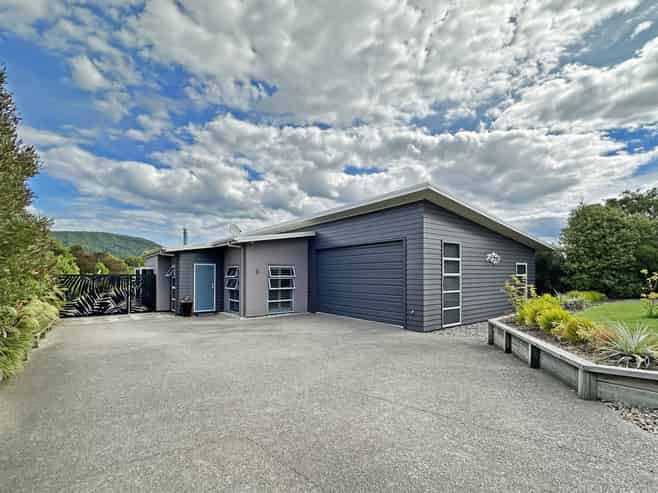 123 Lisland Drive, Kinloch