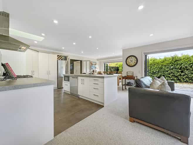 123 Lisland Drive, Kinloch