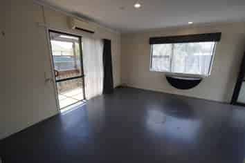 Manawatu / Whanganui - Address withheld