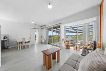 8 Grenadine Place, Unsworth Heights