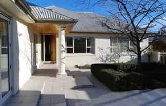 4 Sunningvale Lane, Fendalton