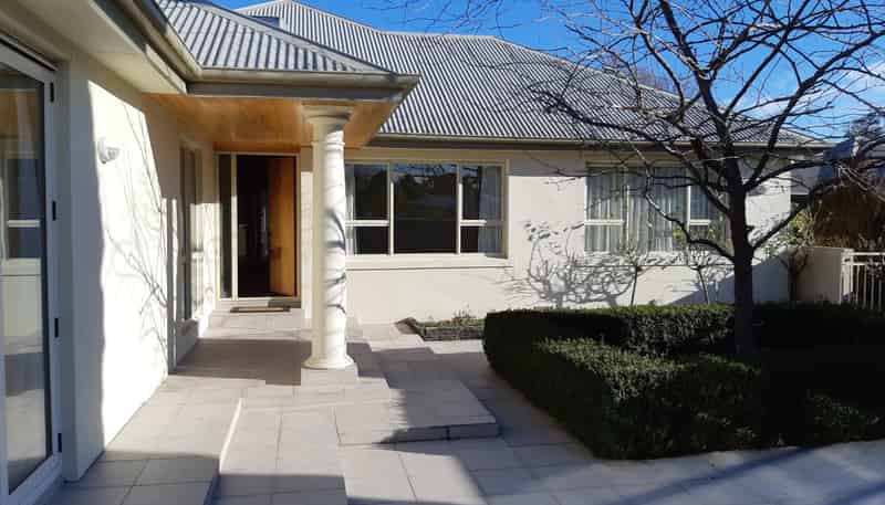 4 Sunningvale Lane, Fendalton