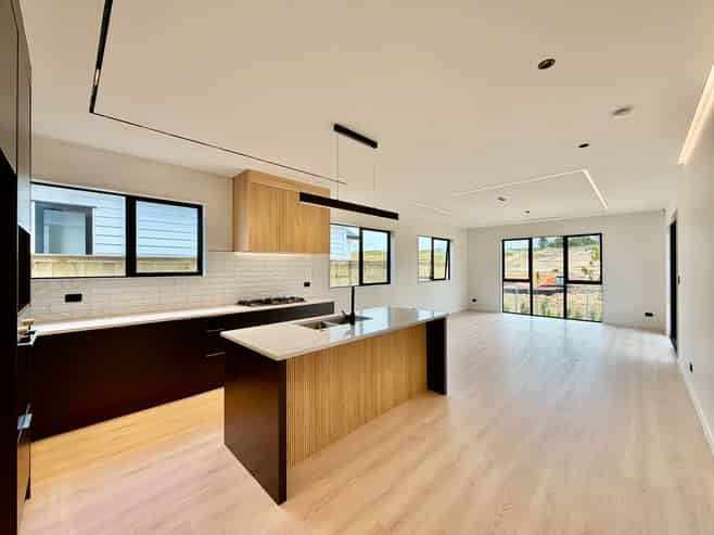 386 Te Taruna Drive, Milldale