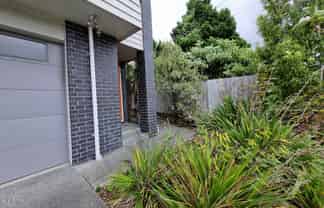 6b Binsted Road, New Lynn
