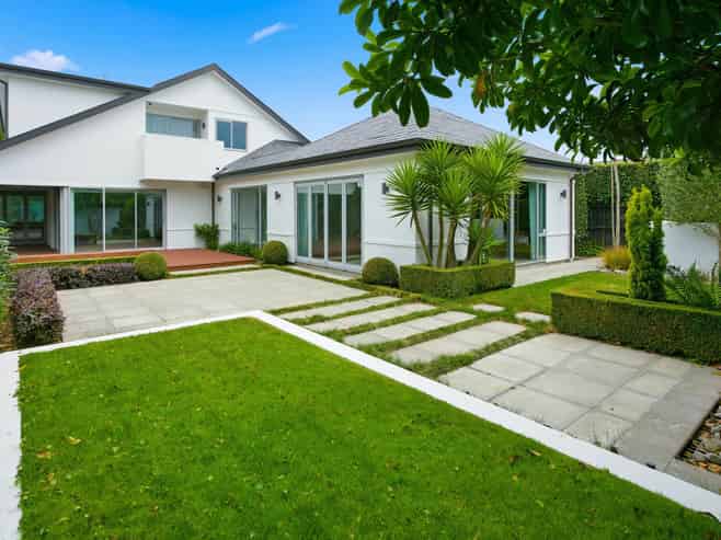 43 Birkdale Drive, Shirley