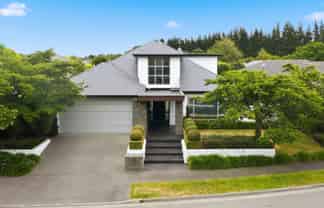 43 Birkdale Drive, Shirley