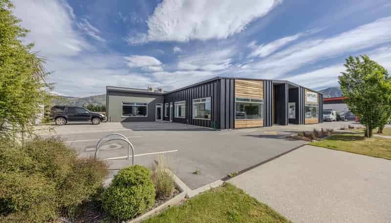 2/10 McCormick Street, Wanaka