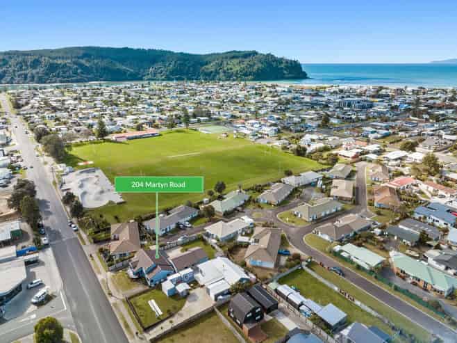 204 Martyn Road, Whangamata