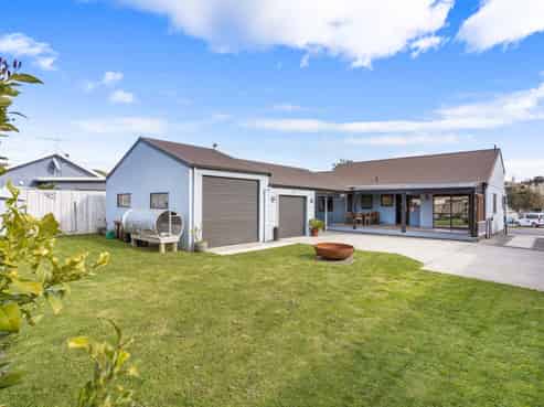 204 Martyn Road, Whangamata