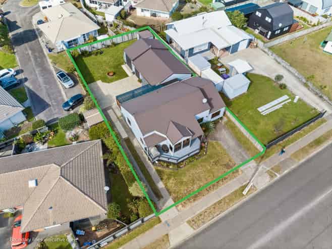 204 Martyn Road, Whangamata
