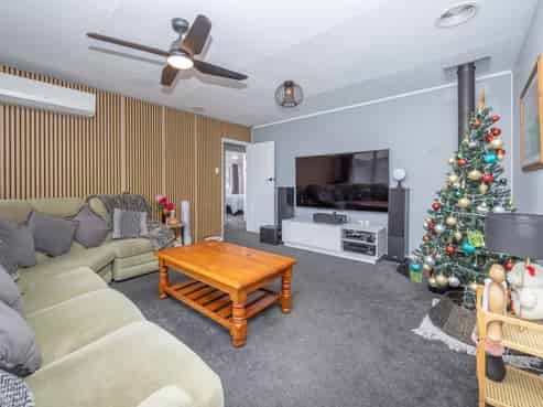 56 Karen Crescent, Dinsdale