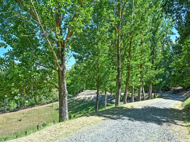 Lot 1 /, 139 Ballantyne Road, Poraiti