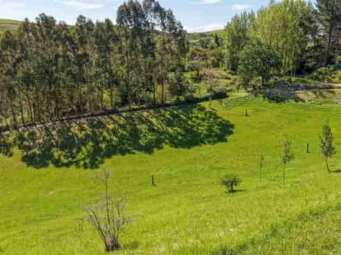 143 Ballantyne Road, Poraiti