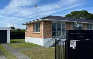 3/26 Moana Avenue, Orewa