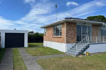 3/26 Moana Avenue, Orewa