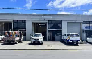 Vacant Warehouse on Nelson Street