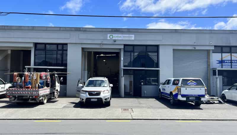 2/65 Nelson Street, Petone