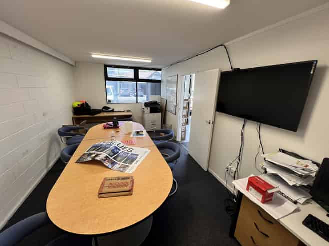 Vacant Warehouse on Nelson Street