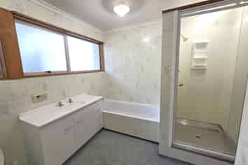 133 Great North Road, Otamatea