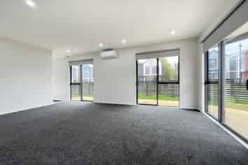 16 Yellow Pear Lane, Karaka