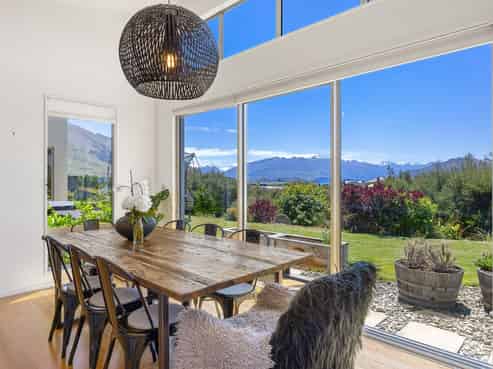 60 West Meadows Drive, Wanaka
