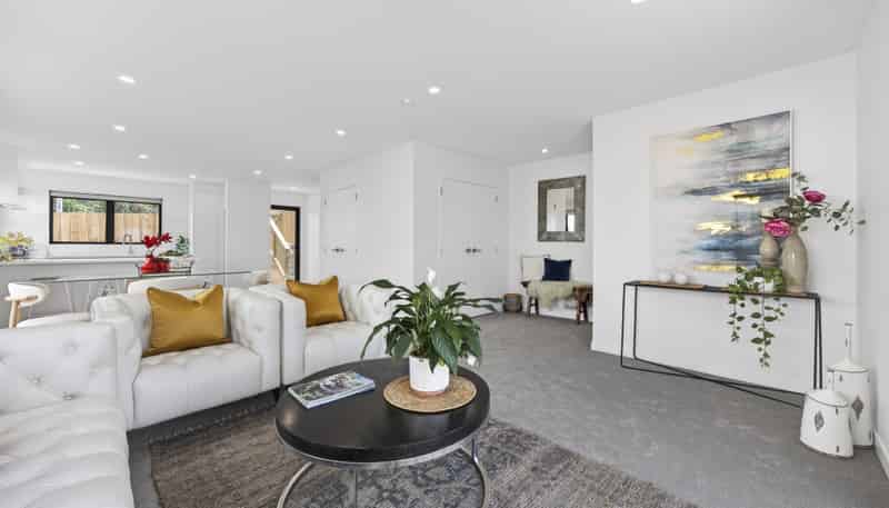 6 Ballyalton Crescent, Flat Bush
