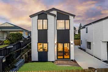 22A Miriam Corban Heights, Henderson