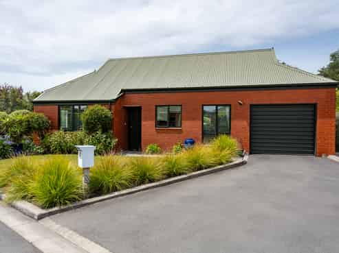 7/28 James Street, Lincoln