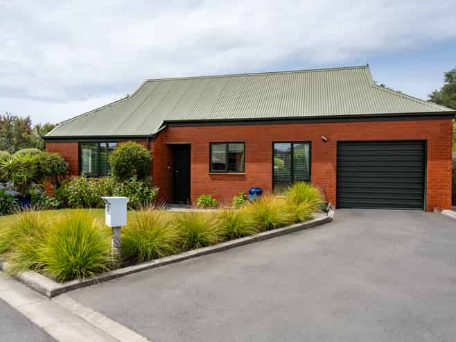 7/28 James Street, Lincoln