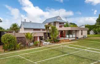 4 Terrylyn Drive, Hillcrest