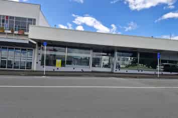 Retail/office space 125sqm 