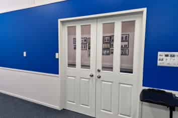 Retail/office space 125sqm 