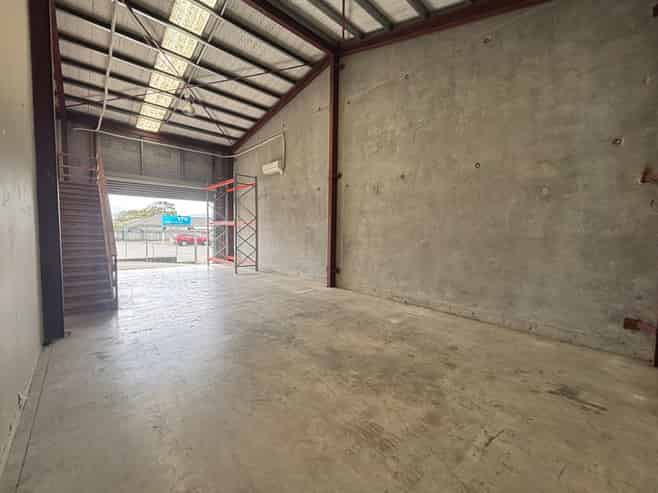 Versatile, Self-Contained Commercial Unit in a Prime Kapiti Location