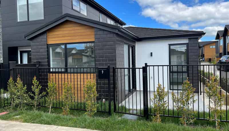 7 Kumerahou Street, Kumeu