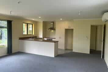 18 Whiting Drive, Wakefield