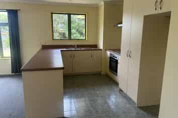 18 Whiting Drive, Wakefield