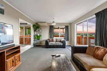 11 Seakens Way, Glen Eden