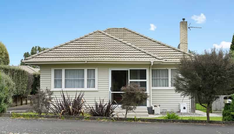 17 Sillary Street, Hamilton East